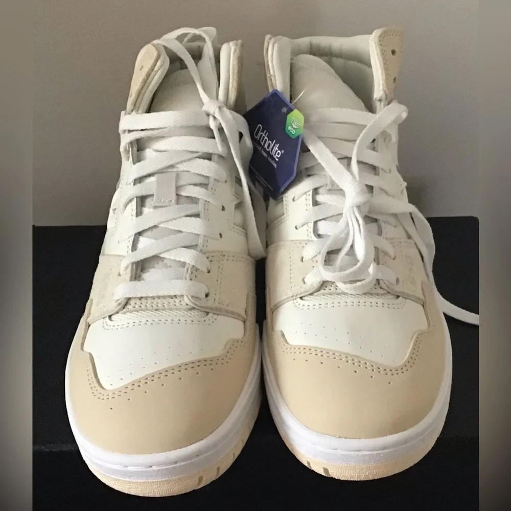 New Balance 650 - Picture 4 of 4